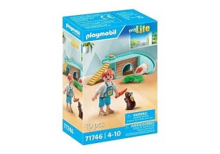 CHŁOPIEC ZE ŚWINKĄ MORSKĄ PLAYMOBIL